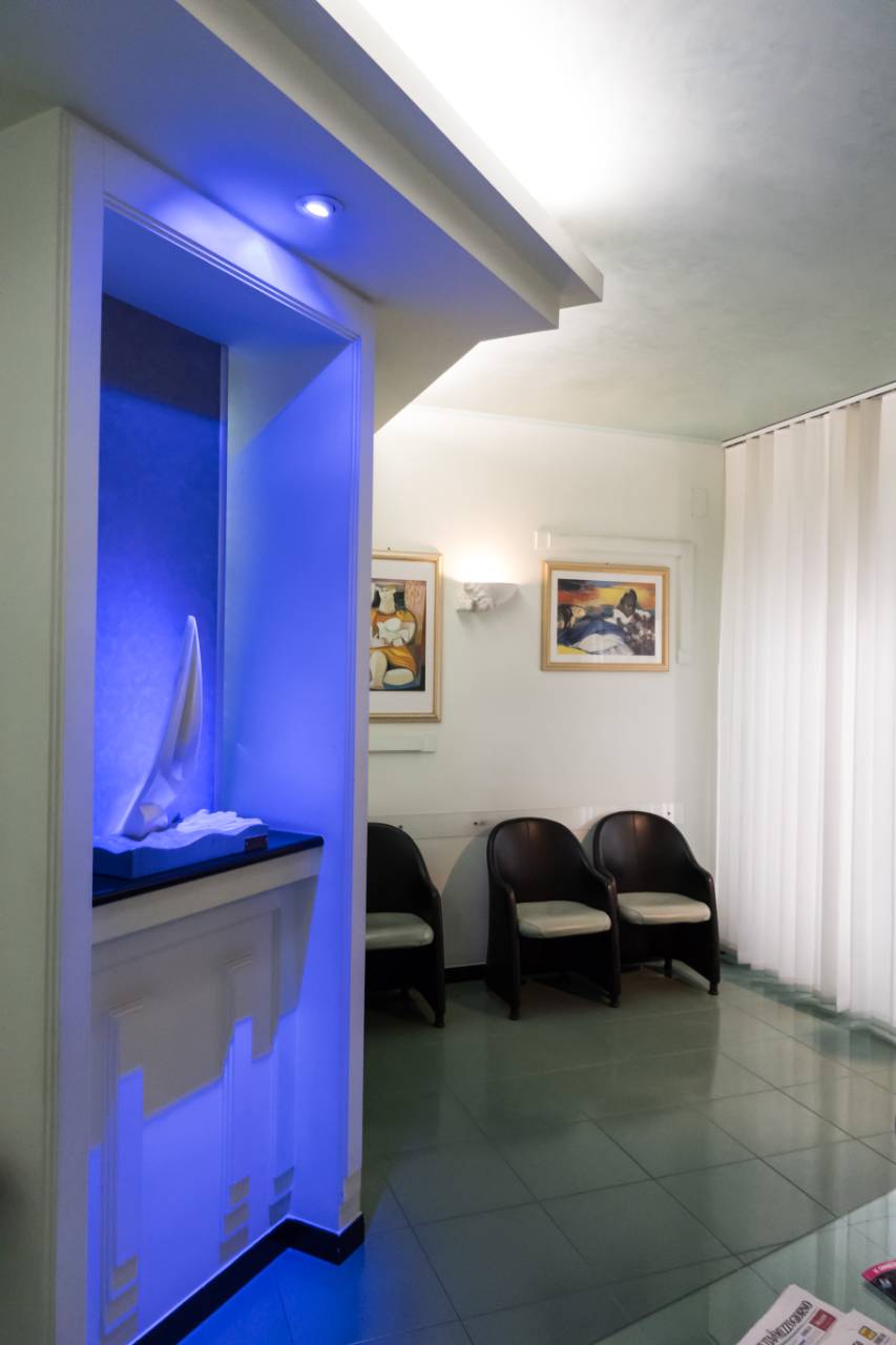 Studio Iacoviello Giovanni odontoiatra Manfredonia Studio Iacoviello Giovanni odontoiatra Manfredonia